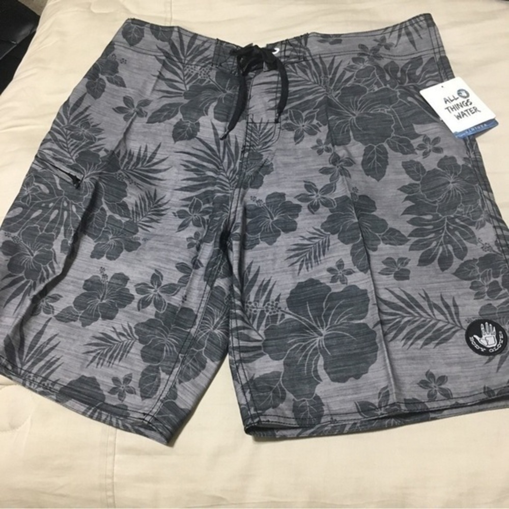 Body Glove Ventura luau time black Mens size 34 boardshorts / swim trunks NWT